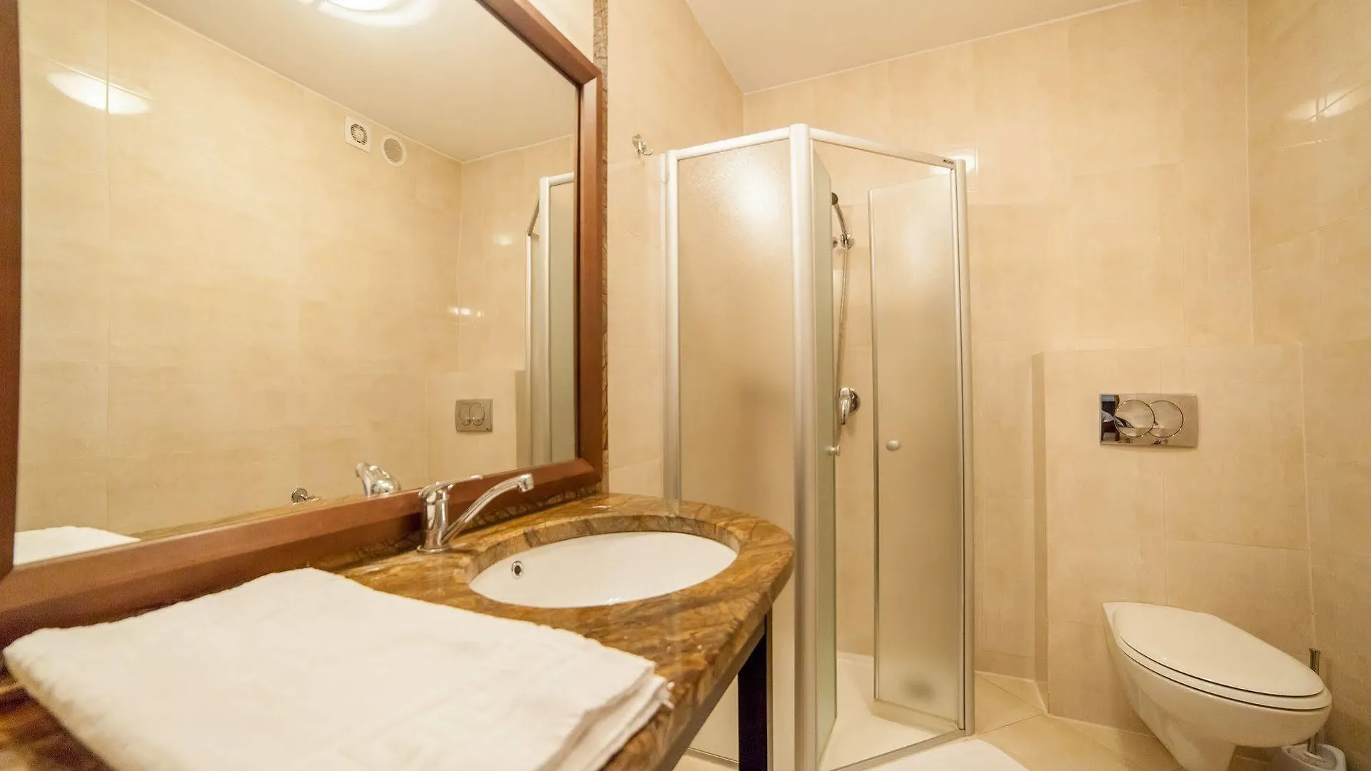 Olymp II Hotel Kolobrzeg 3*,