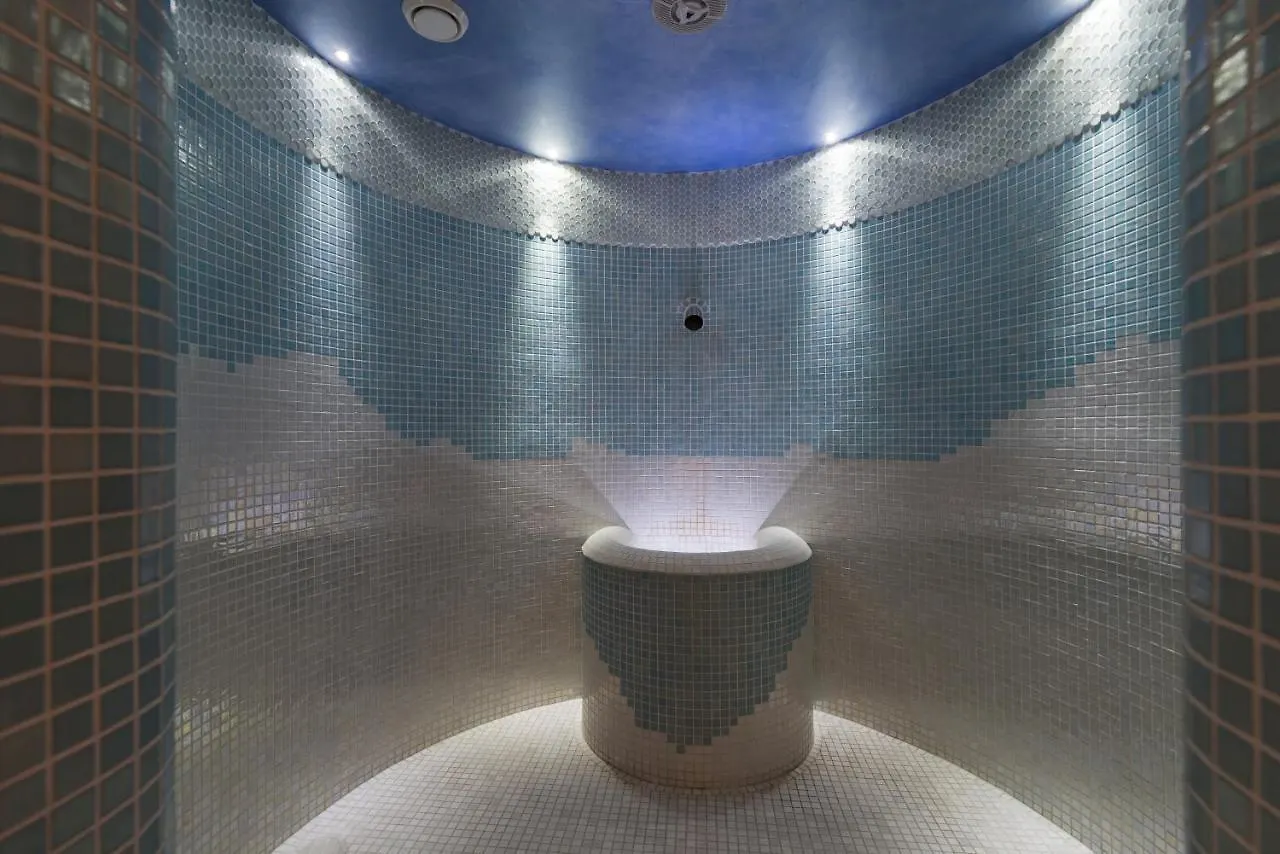 Olymp II Hotel Kolobrzeg 3*,